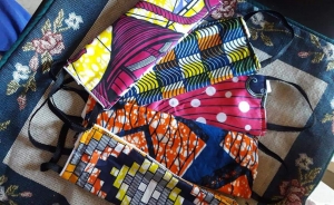 Mascherine_Associazione_Sorelle_Burkinab&egrave;